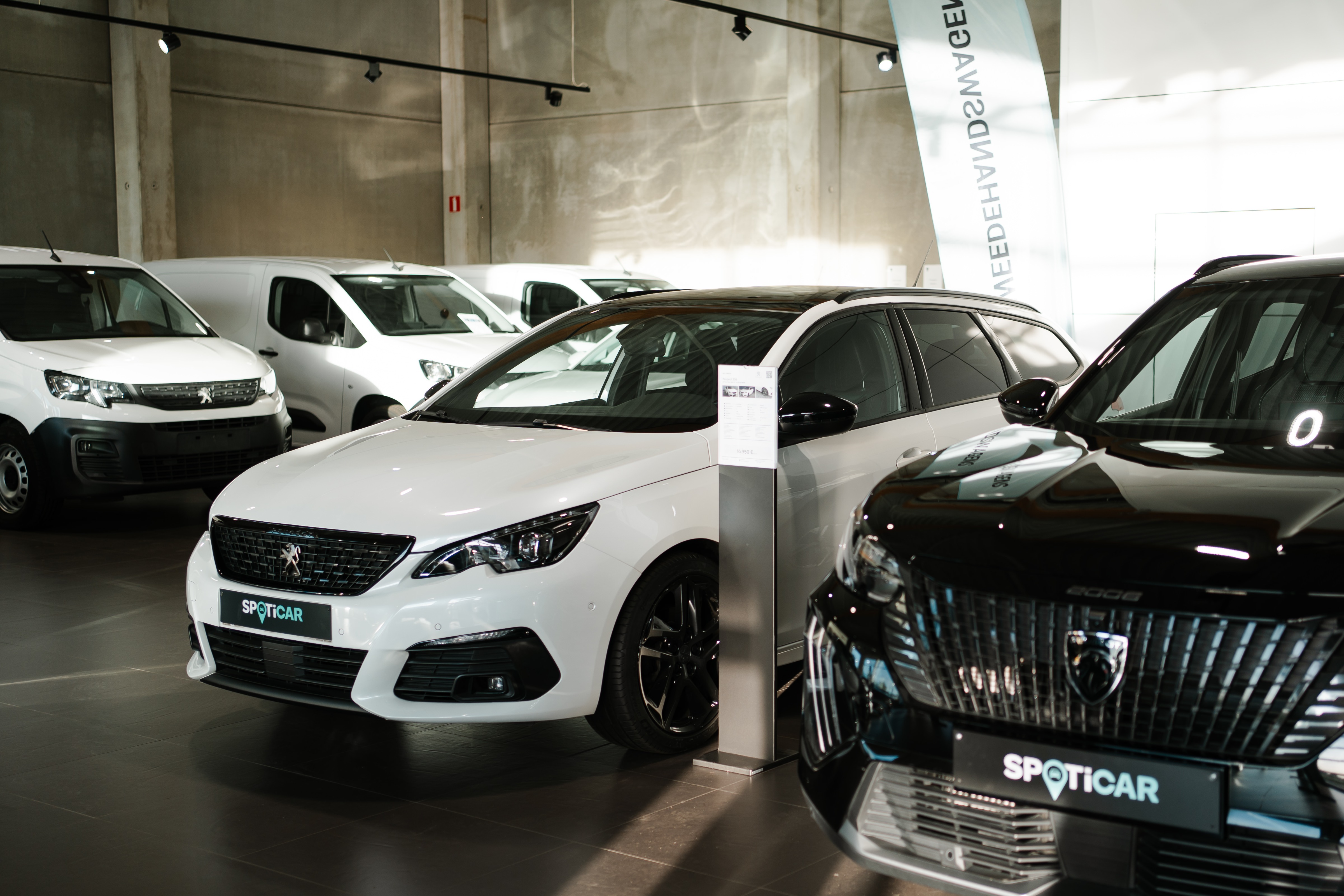 Content 31_content_image_1792741602833322254.jpg Nieuwe Peugeot of ocassion? | Bols Poppel