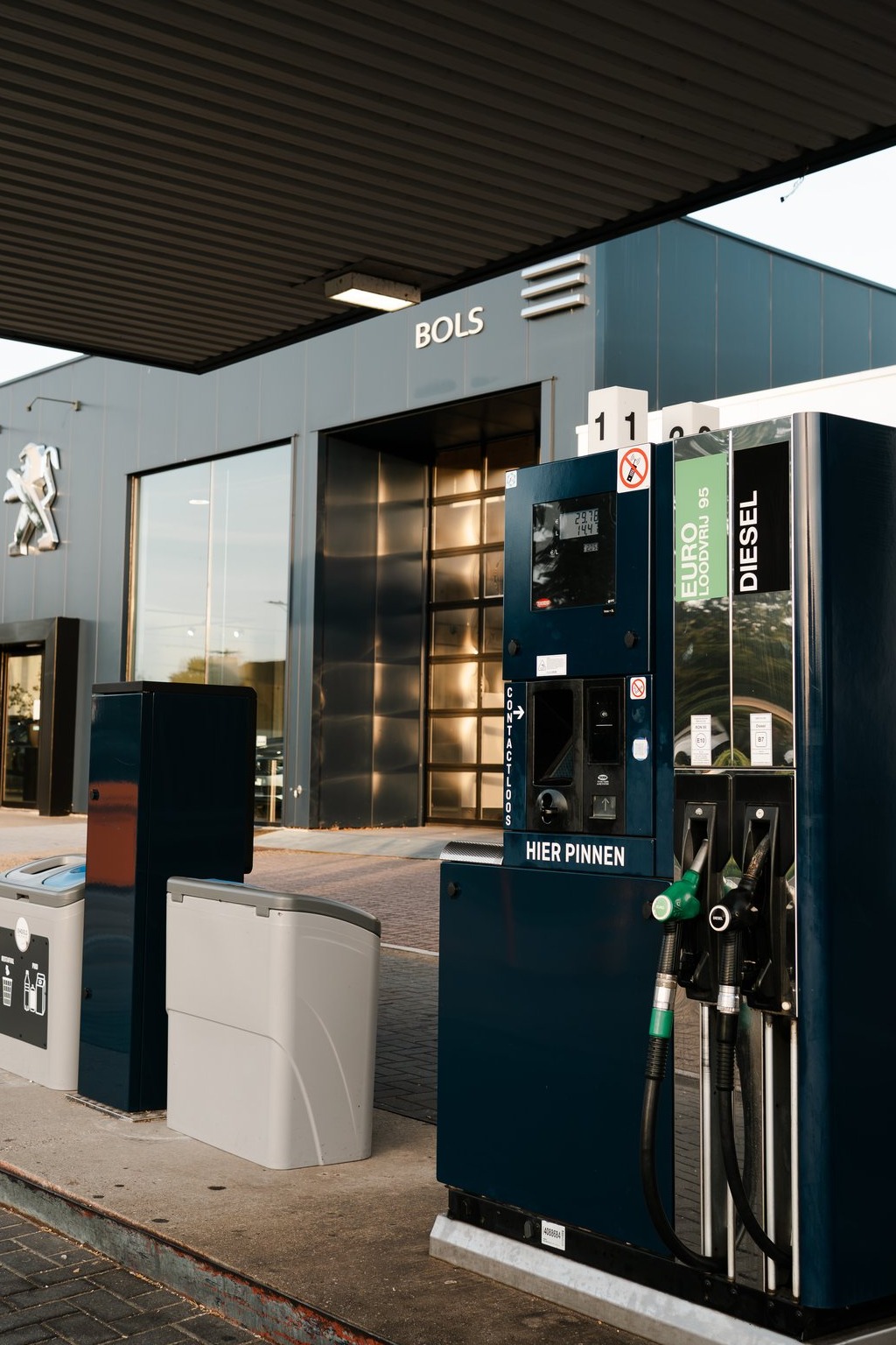 Home Subpage Image Tanken | Bols Poppel